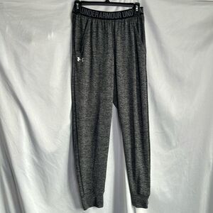 XS185 Under armour loose fit joggers